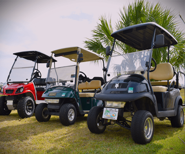 Electric golf cart designed for efficient transportation in Dammam